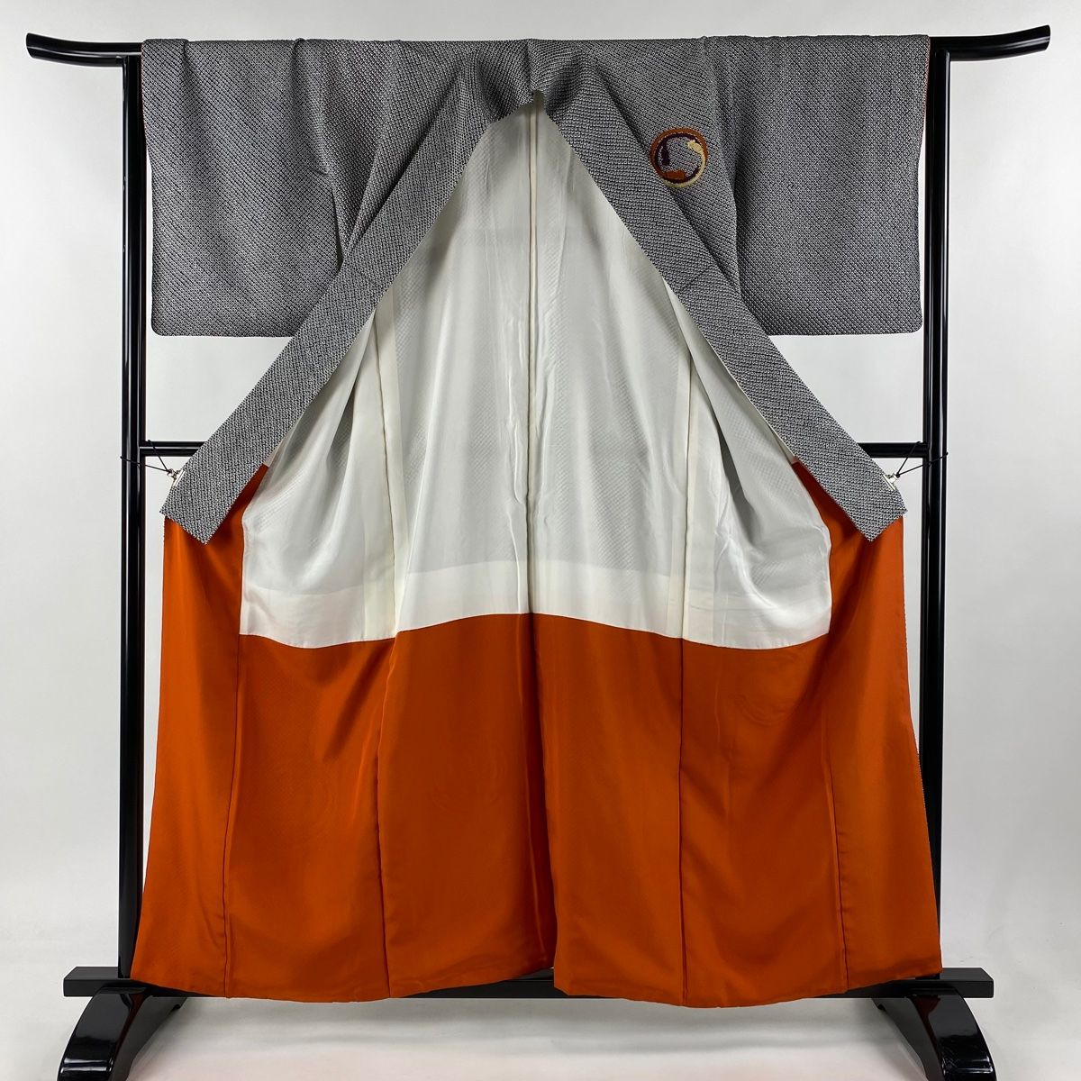 付下げ 身丈159cm 裄丈64.5cm M 袷 組紐 刺繍 総絞り 黒 正絹 秀品