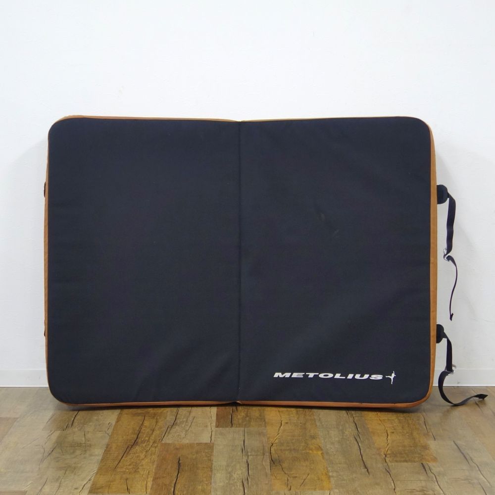 メトリウス Metolius Stomp Crash Pad ストンプ クラッシュ パッド ボルダリング クライミング マット アウトドア メトリウス Metolius Stomp Crash Pad ストンプ クラッシュ
