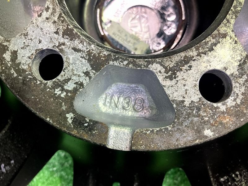 【最安値新登場】 社外 TEAD 18ｲﾝﾁ 7.5J 5穴 4本 114.3 38