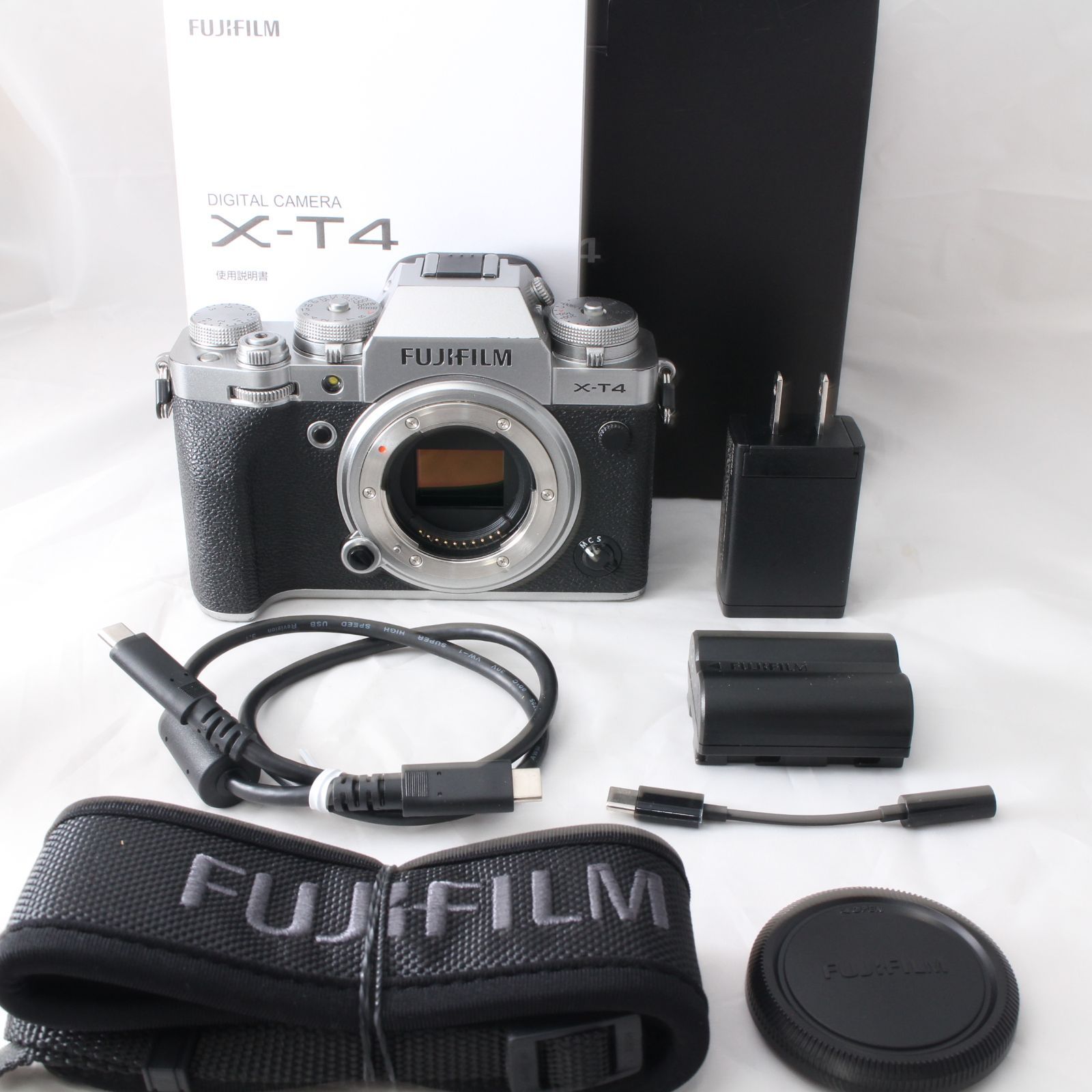 ☆☆☆　Fujifilm X-T4 ミラーレス一眼 カメラセット 富士フイルム Xシステム FUJIFILM X-T4 レンズキット ブラック