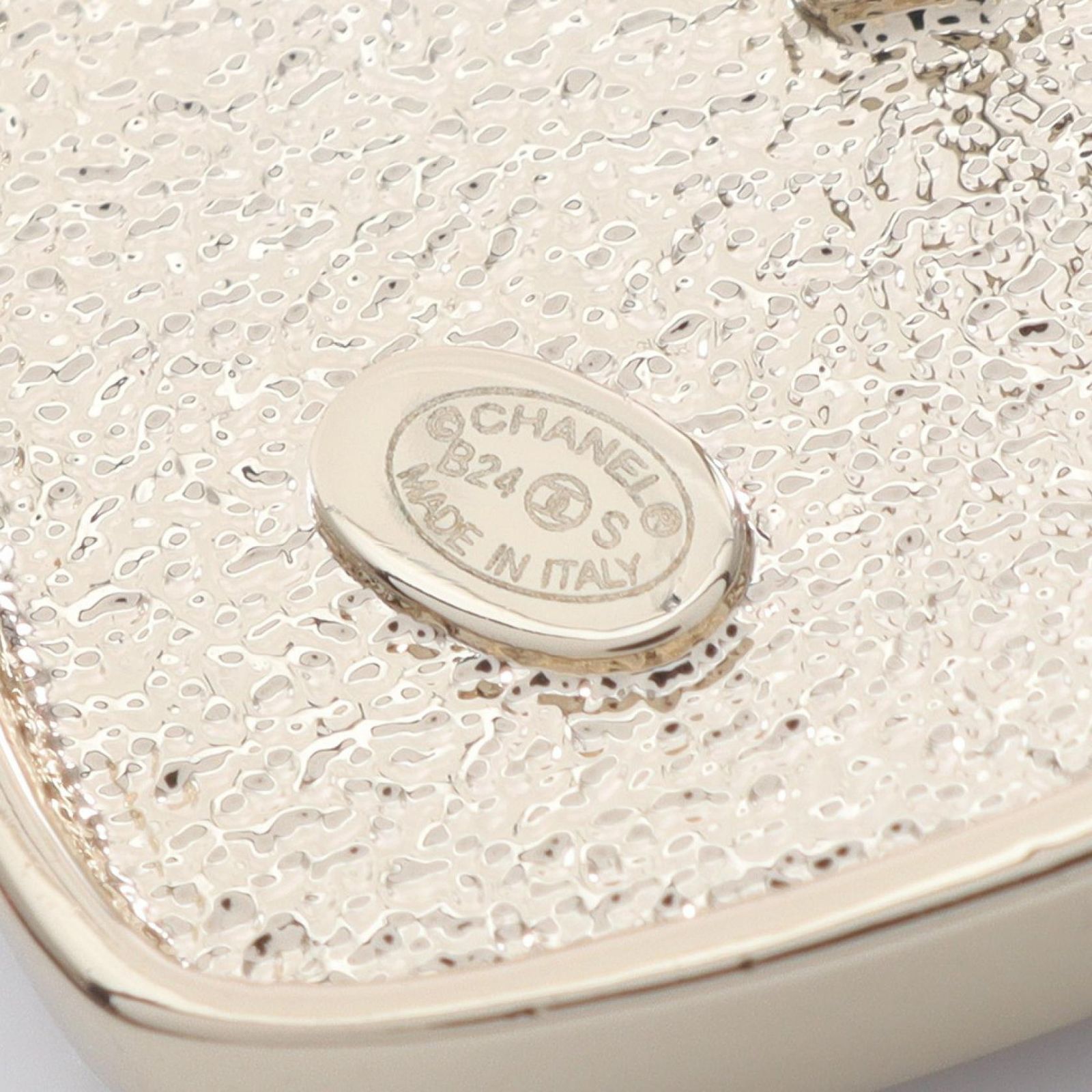 お値下げ❗️新品❗️CHANEL シャネル　ココマーク　カメリア　シフォン　ブローチ 楽天市場】【CHANEL】シャネル ココマーク カメリア 花 フラワー