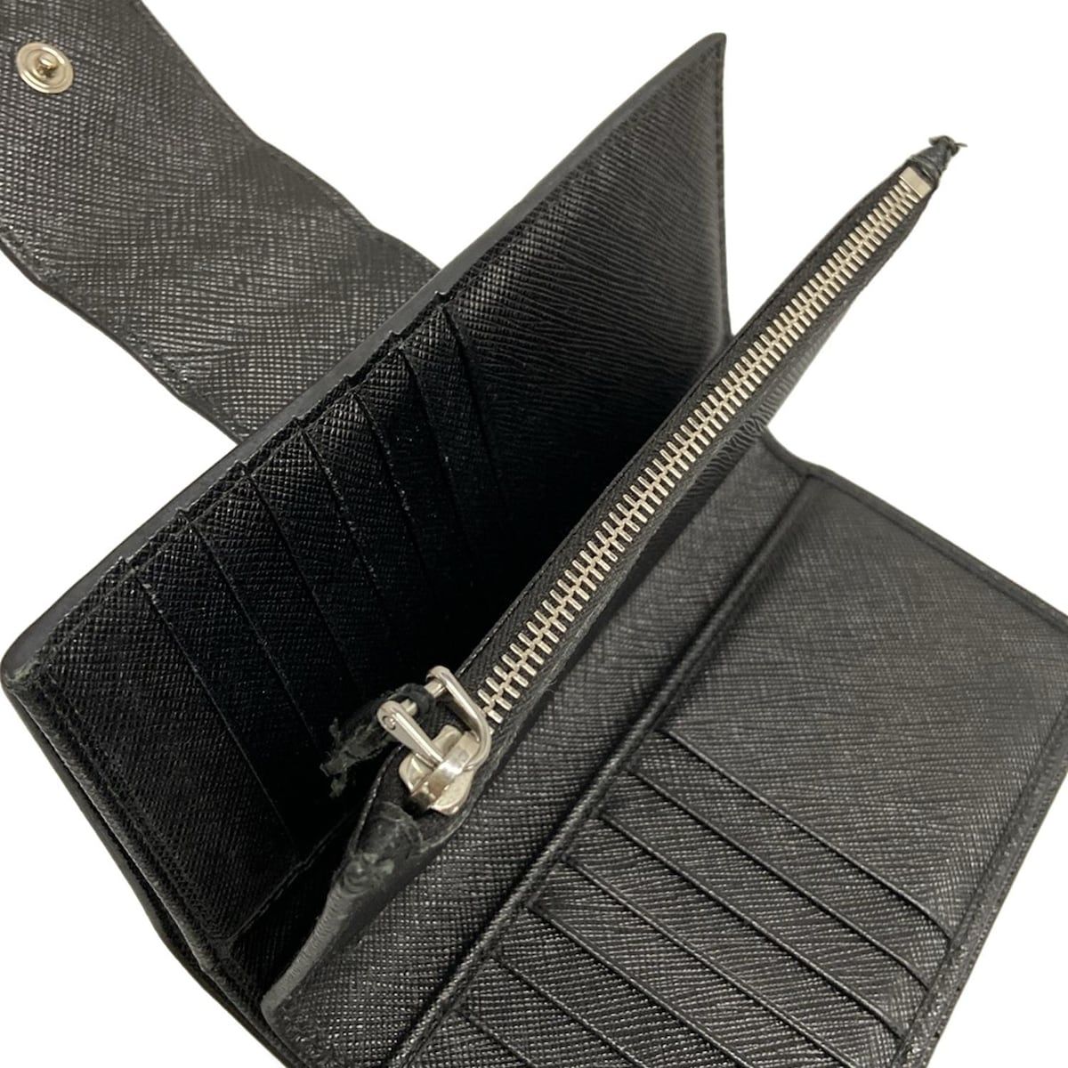 PRADA(プラダ) 2つ折り財布 - 1ML005 黒 エナメルメタルアップリケ  