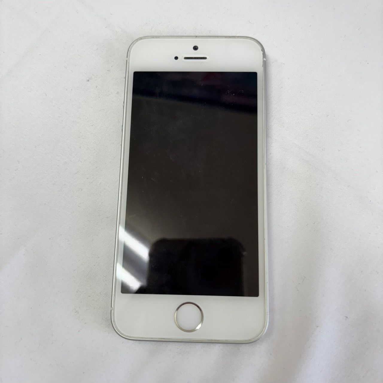 Apple iPhone SE 第一世代 シルバー simフリー ジャンク 214