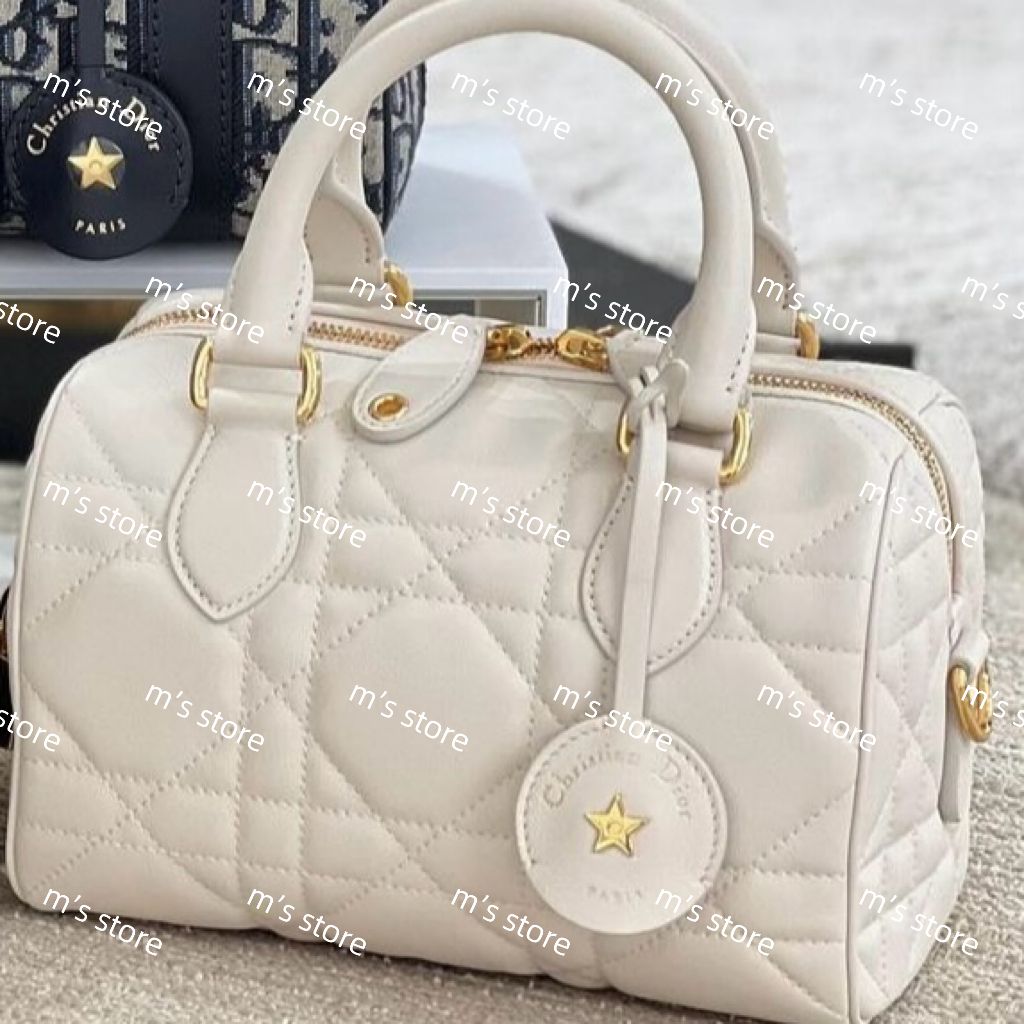 【上品で可愛い♡】Dior★ Groove 20 バッグ スモール 優雅で気品溢れる♪【Dior】《Dior Groove 20》スモールバッグ