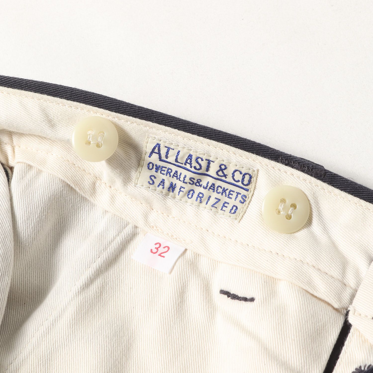 At LAST&CO アットラスト パンツ ネイビー 紺 サイズ:32 | コットン