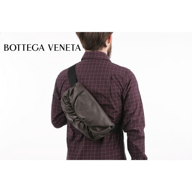 ボッテガ ヴェネタ バッグ ボディー バッグBOTTEGA VENETA ボディバッグ ダーク ブラウン レザー 629857ブランド 高級品 レザー  メンズ レディース 男性 女性 革 Bottega Veneta バッグ ショルダーバッグ プレゼント