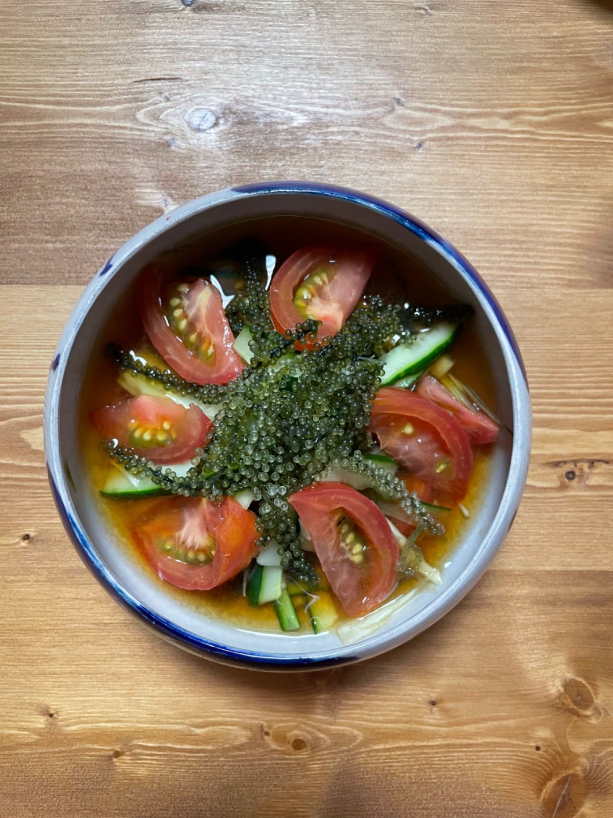 激安】やんばる産 海ぶどう 茎付き300g 鮮度◎ 沖縄土産 - メルカリ