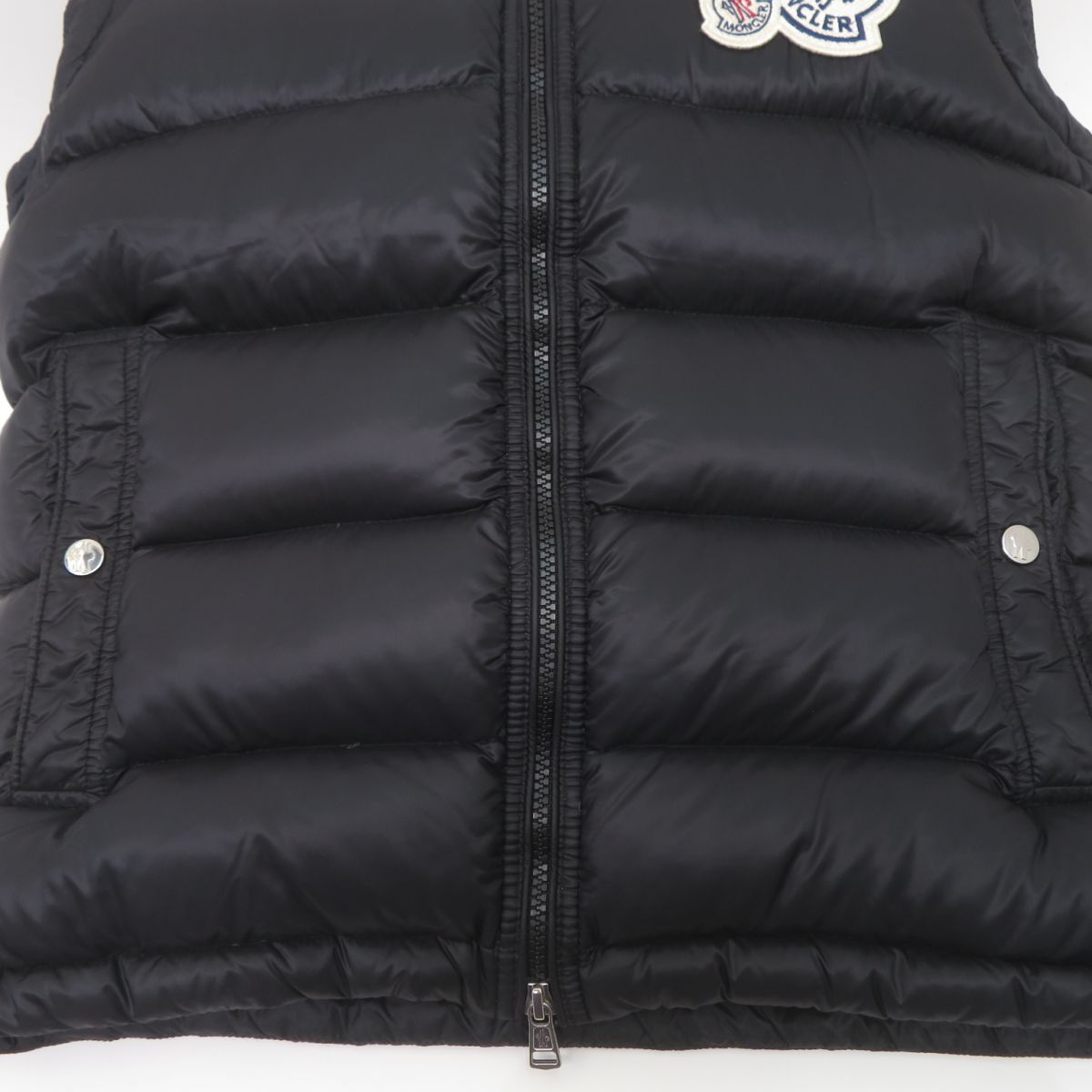 【美品】　モンクレール　GERS ダウンベスト　ワッペン　ブラック　4D52 MONCLER - 【美品】 MONCLER モンクレール ダウンベストGERS