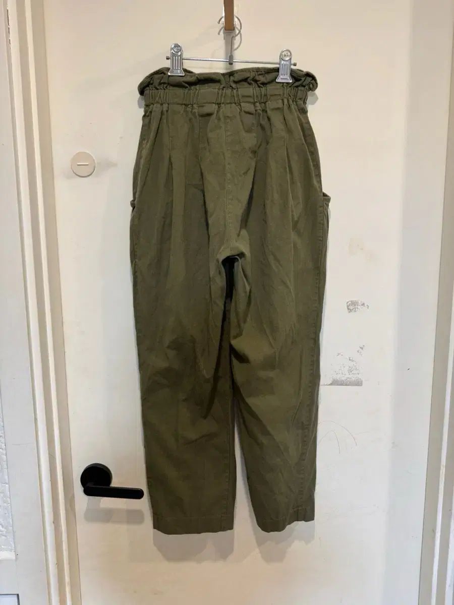 シャーリング サルエルパンツ