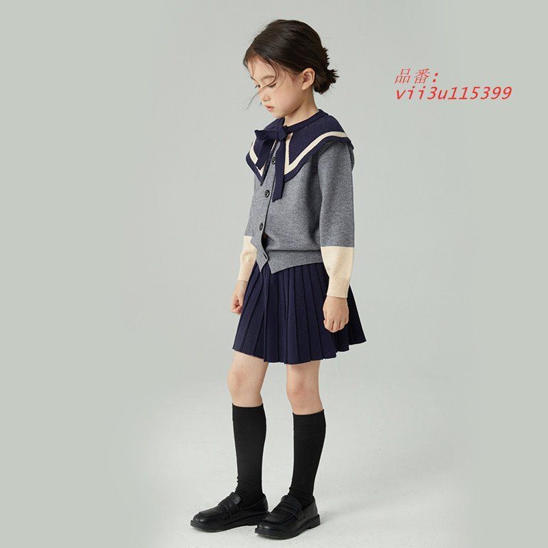 スーツ 女の子