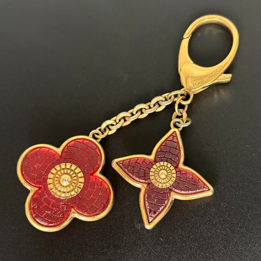 LOUIS VUITTON ルイヴィトン ビジューサック モザイク キーホルダー M66258 チャーム バッグチャーム フラワー 花モチーフ