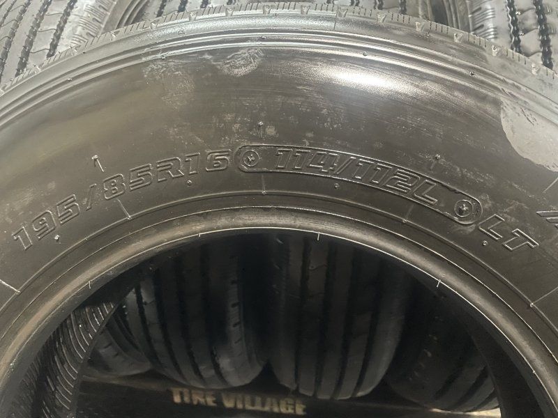 新車外し】24年製 YOKOHAMA SY108A 195/85R16 114/112L LT 16インチ