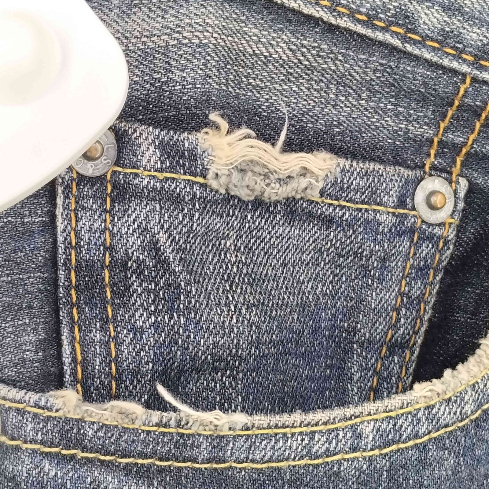 Levis(リーバイス) 517 ボタン裏V23刻印 ブーツカットデニムパンツ 0