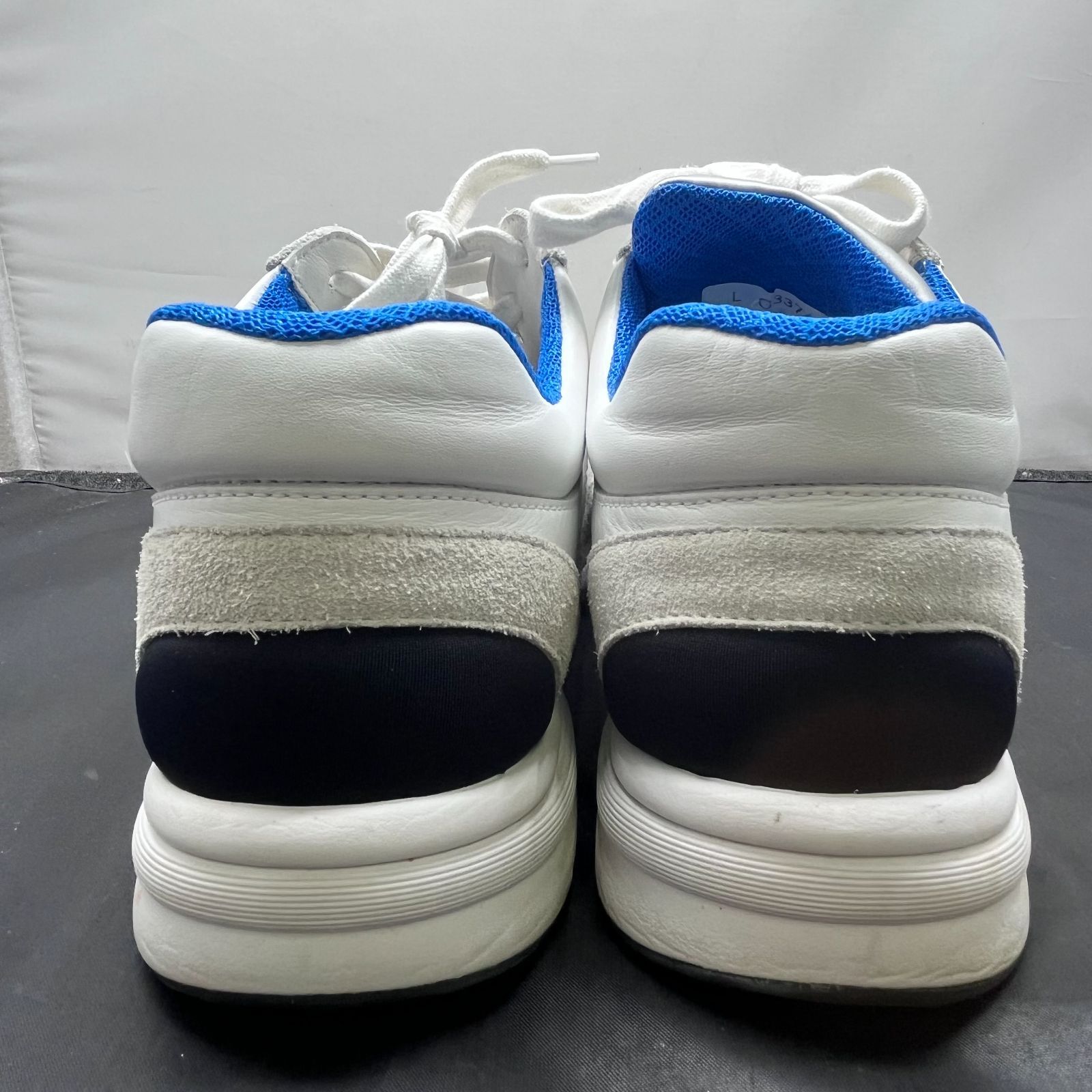 スニーカー G33743