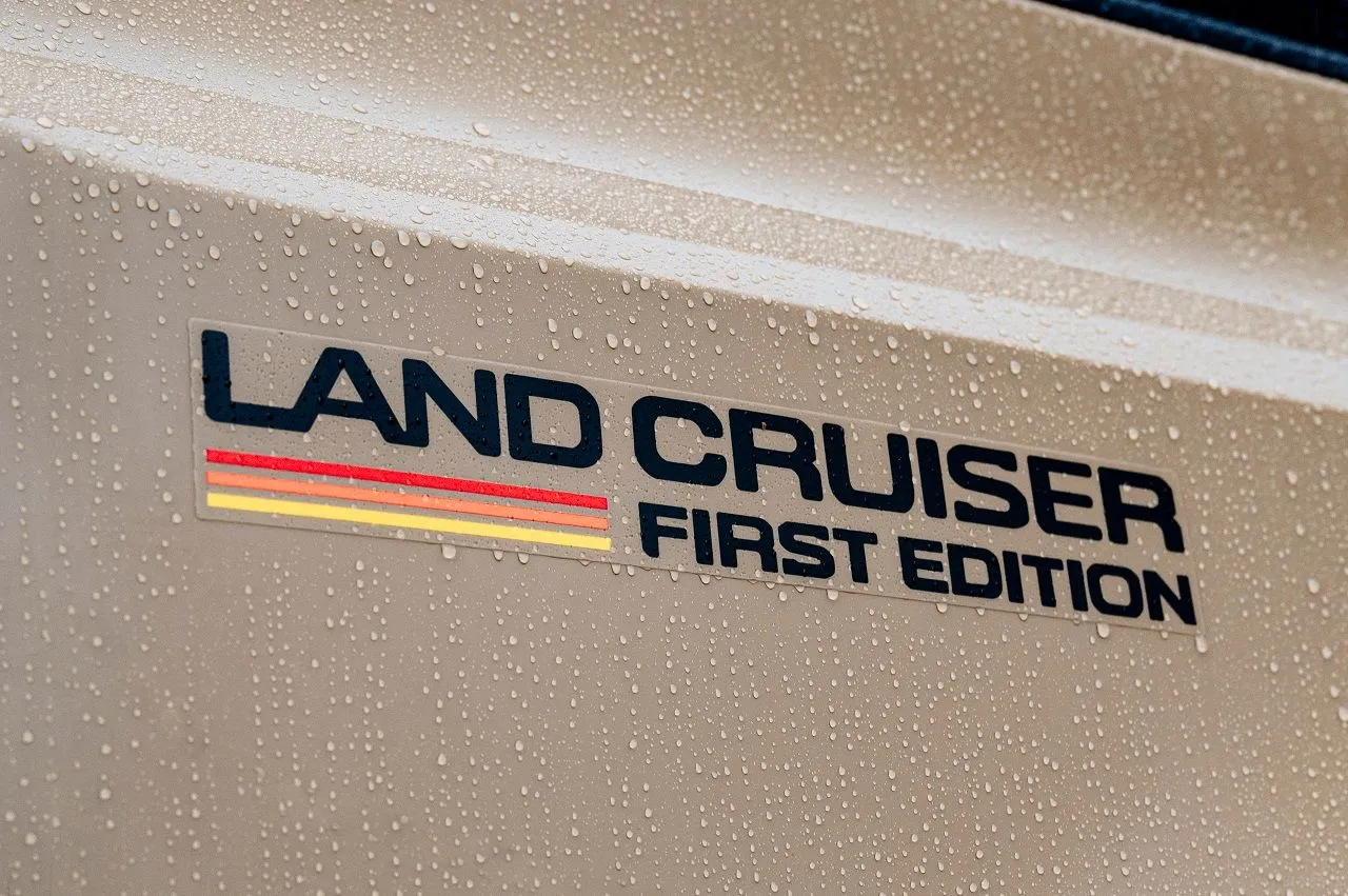 ランドクルーザー250 LANDCRUISER250 海外仕様トヨタ純正サイド 
