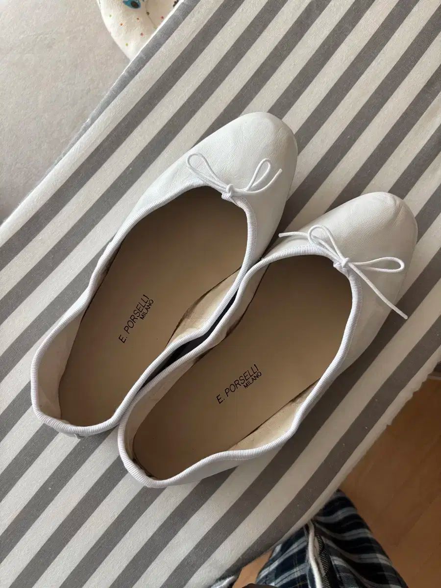 ポセリ バレリーナ フラットシューズ 39 白