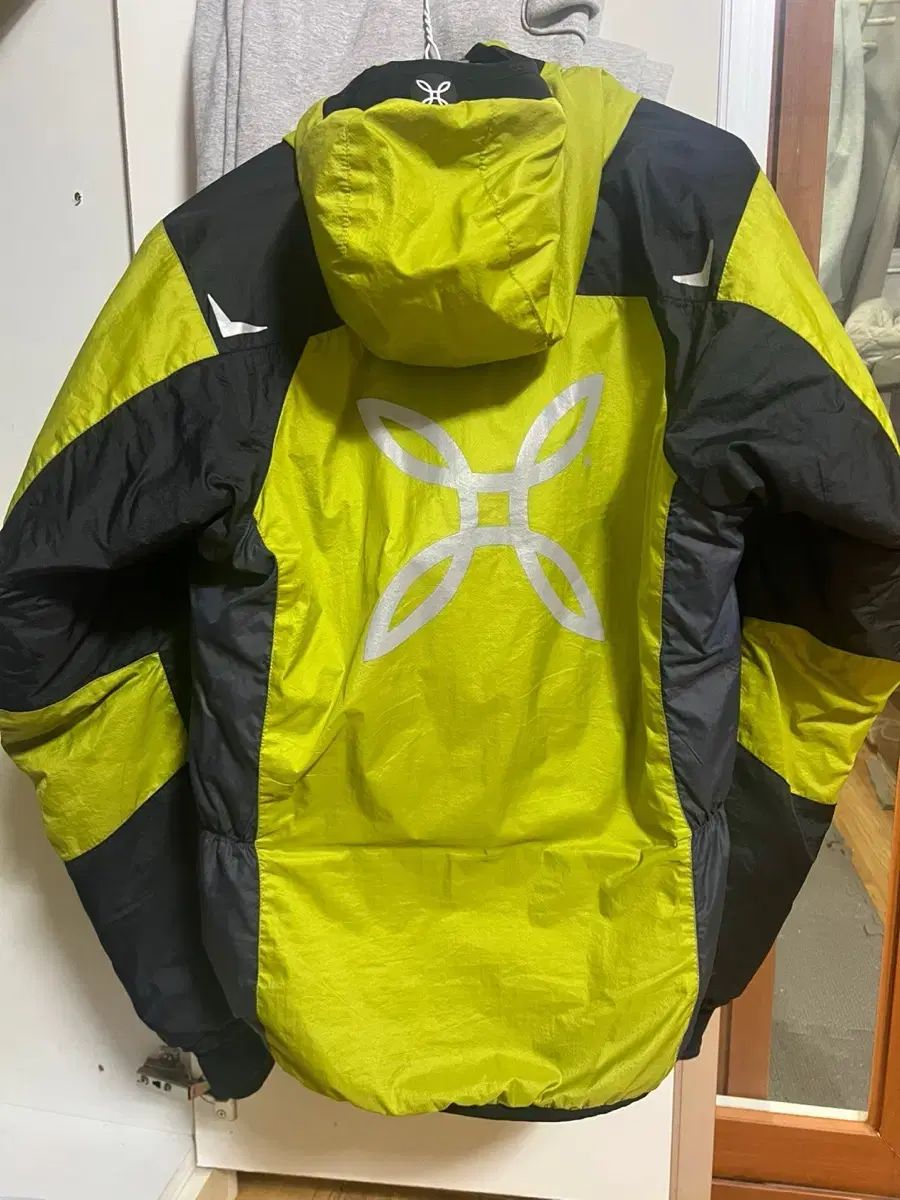 モンチュラ スカイジャケット
