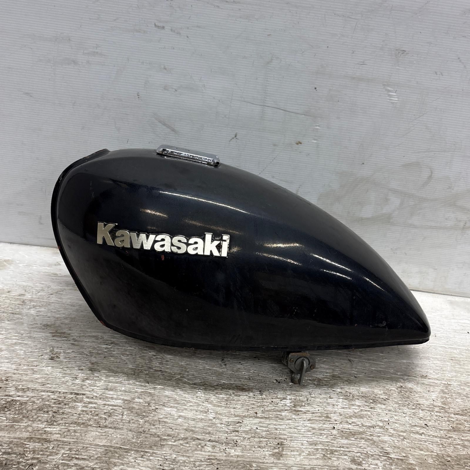 KAWASAKI Z750LTD ガソリンタンク カワサキ