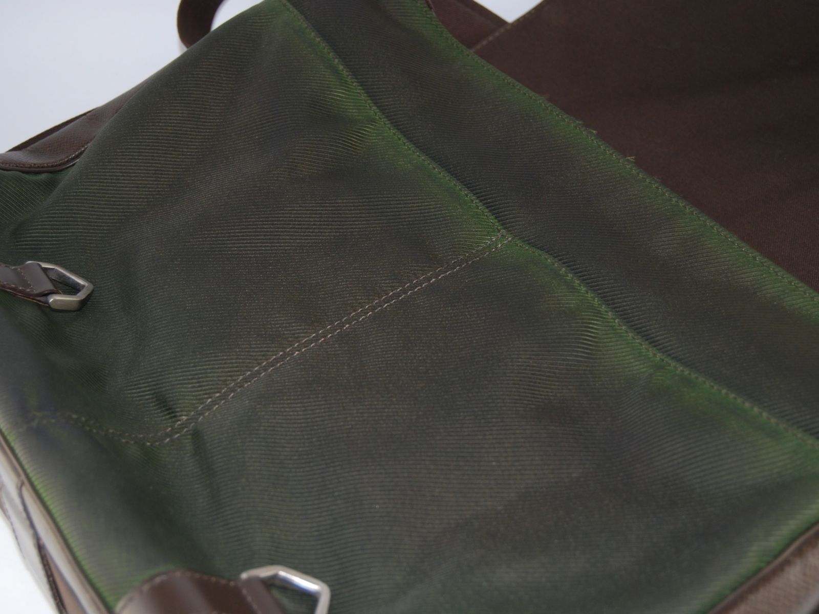 USED/B】LOUISVUITTONルイヴィトン タイガ デルスー ショルダーバッグ