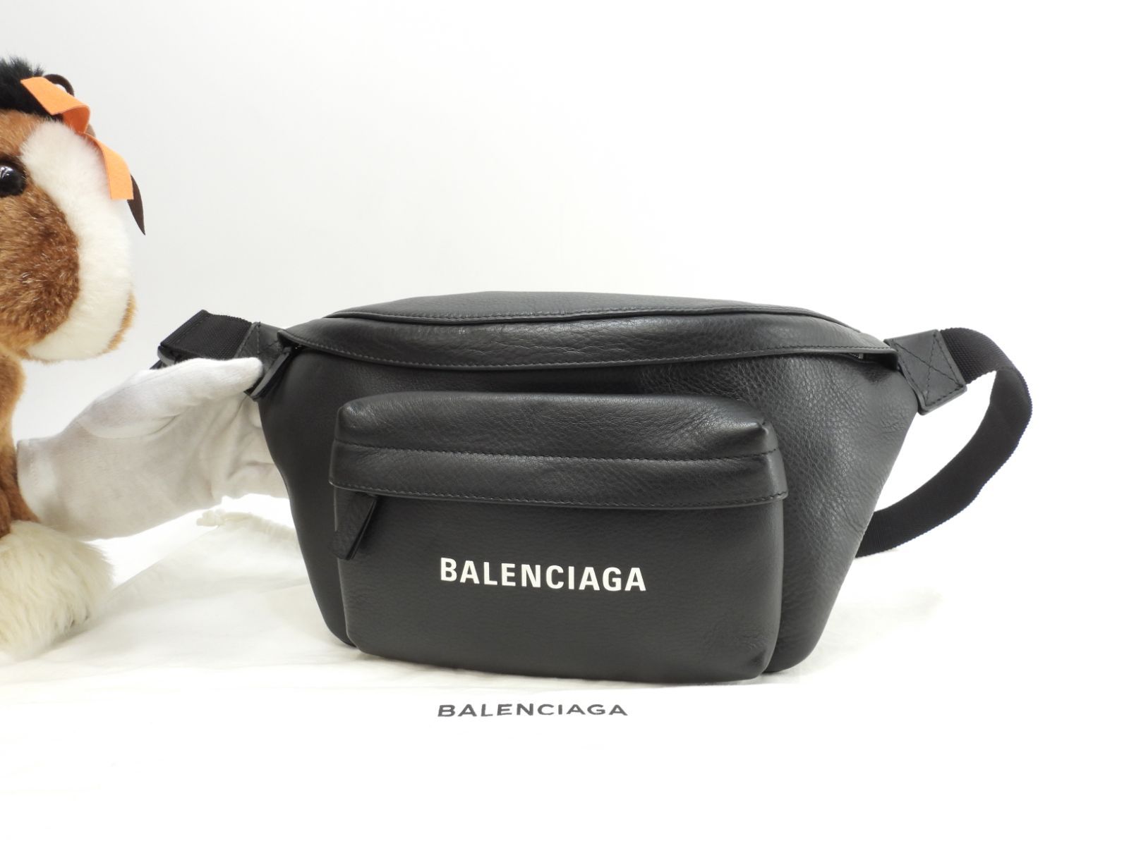 極美品 BALENCIAGA エブリデイ ボディバッグ レザー ブラック 楽天市場】バレンシアガ BALENCIAGA エブリデイ ボディバッグ