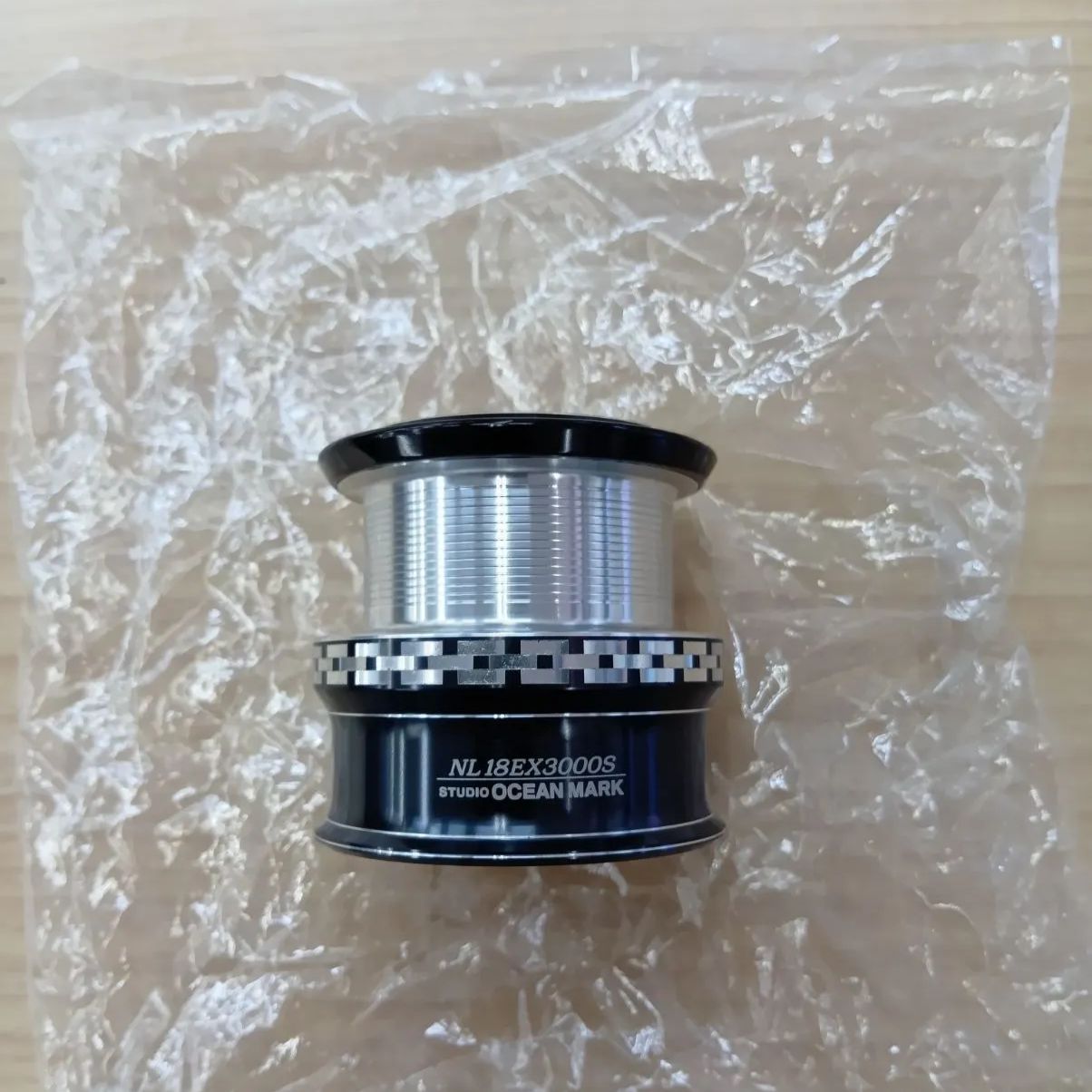 リドルベイツBrigid Riddle bait distillery Vivienne リドルベイツ