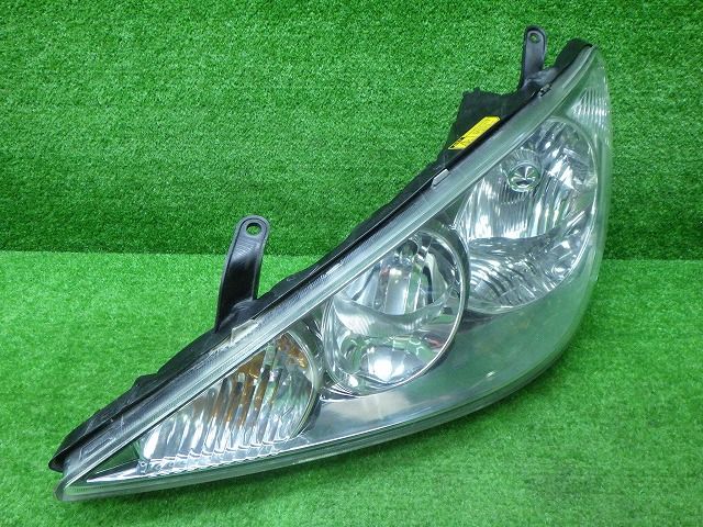 トヨタ　30/40系　エスティマ　後期　左ヘッドライト　HID　28-16560　240409039