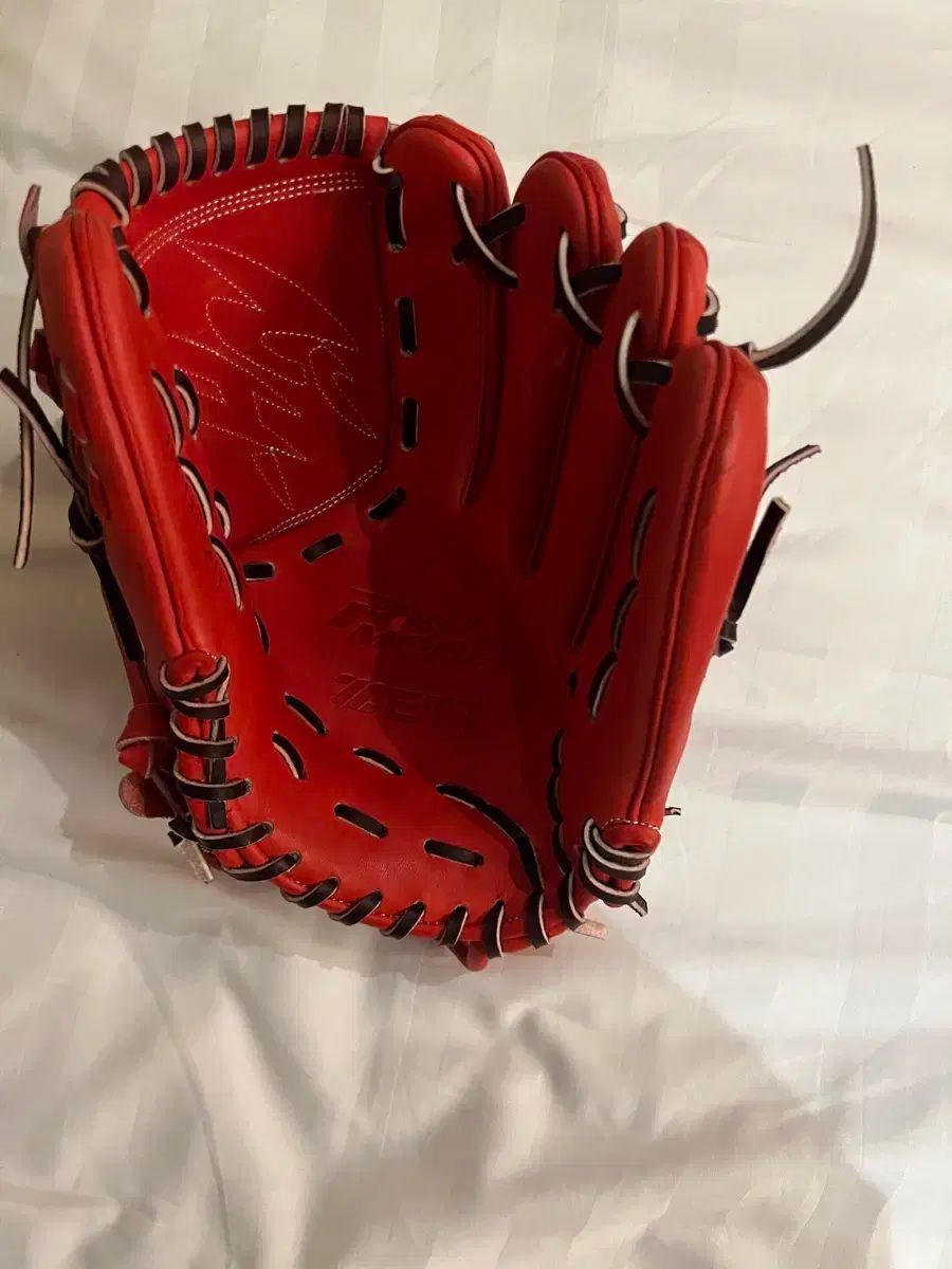 ゼット 投手用グローブ グローブ 野球グローブ ゼット グローブ 左