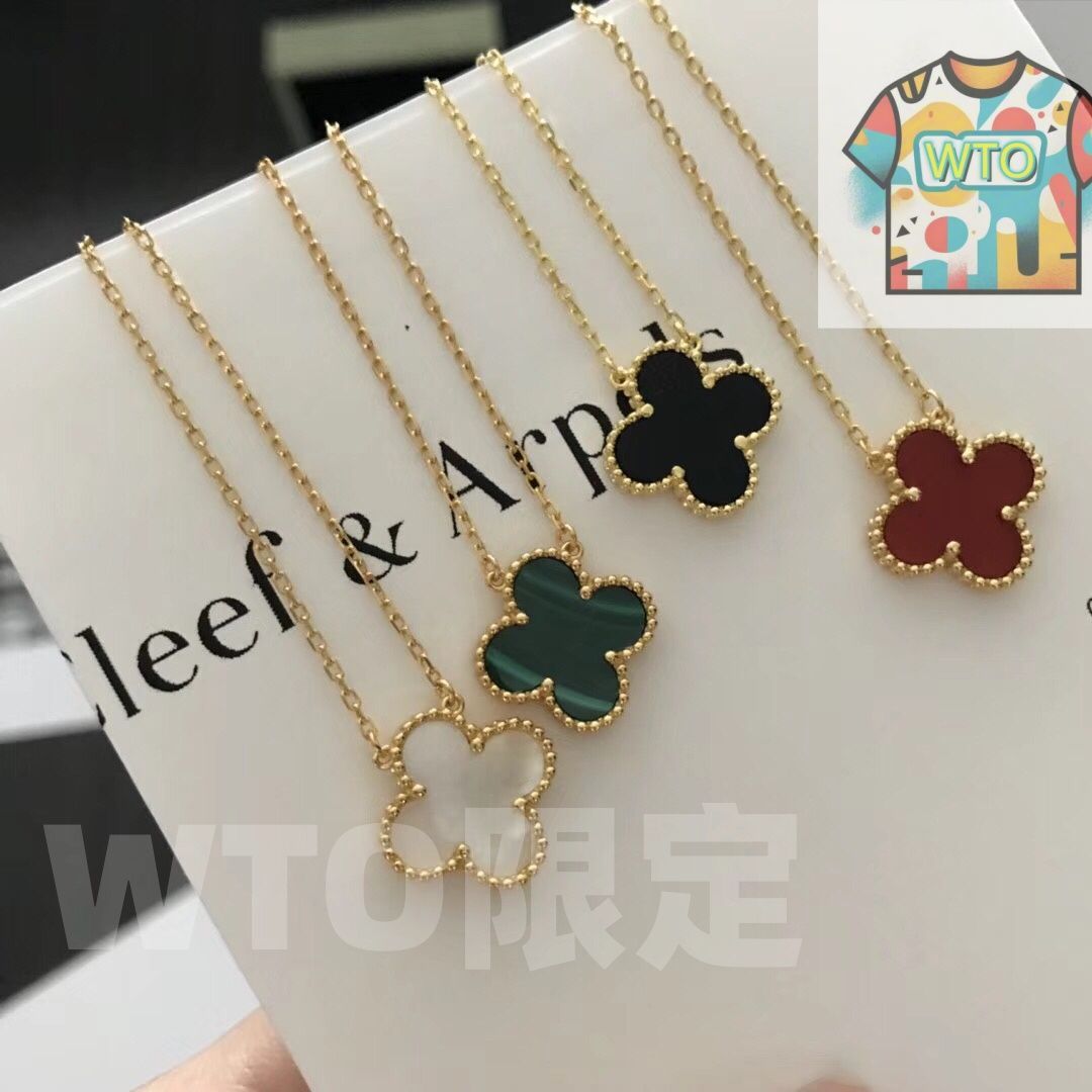 Van Cleef & Arpels VCAの四つ葉のクローバーネックレス