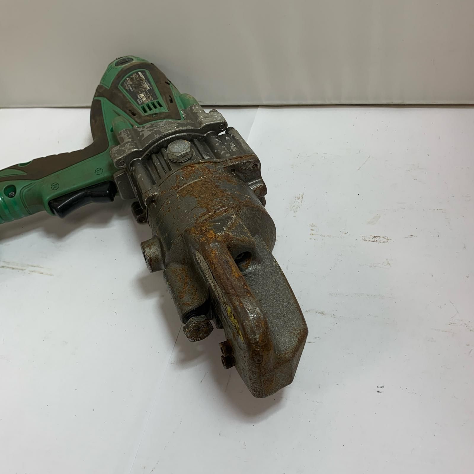 ♭♭HiKOKI ハイコーキ 18V コードレス鉄筋カッター ケース付 CF18DSL  