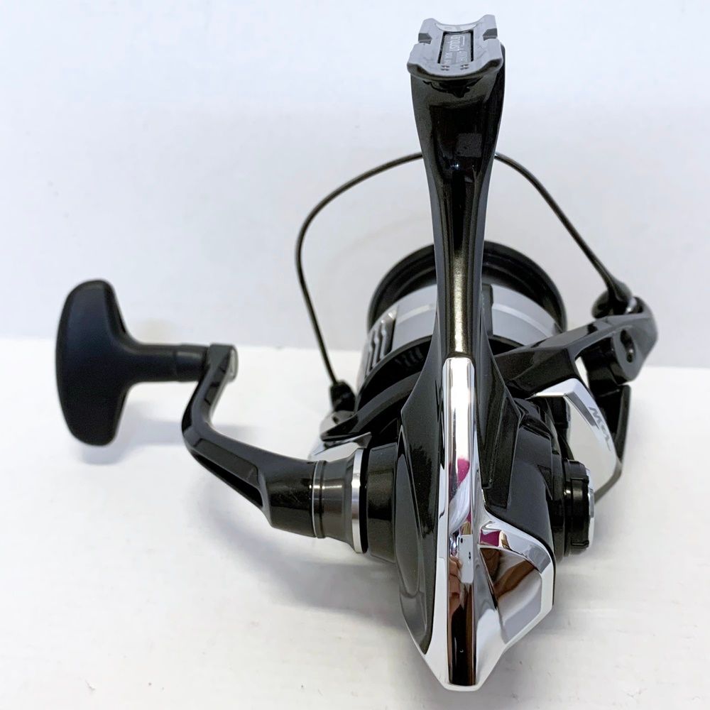 シマノ 23Vanquish4000hg 美品 シマノ(SHIMANO) 23 ヴァンキッシュ 4000MHG 045348｜アウトドア