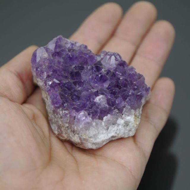 アメジストクラスター置物 ウルグアイ産アメジストクラスター 1点物