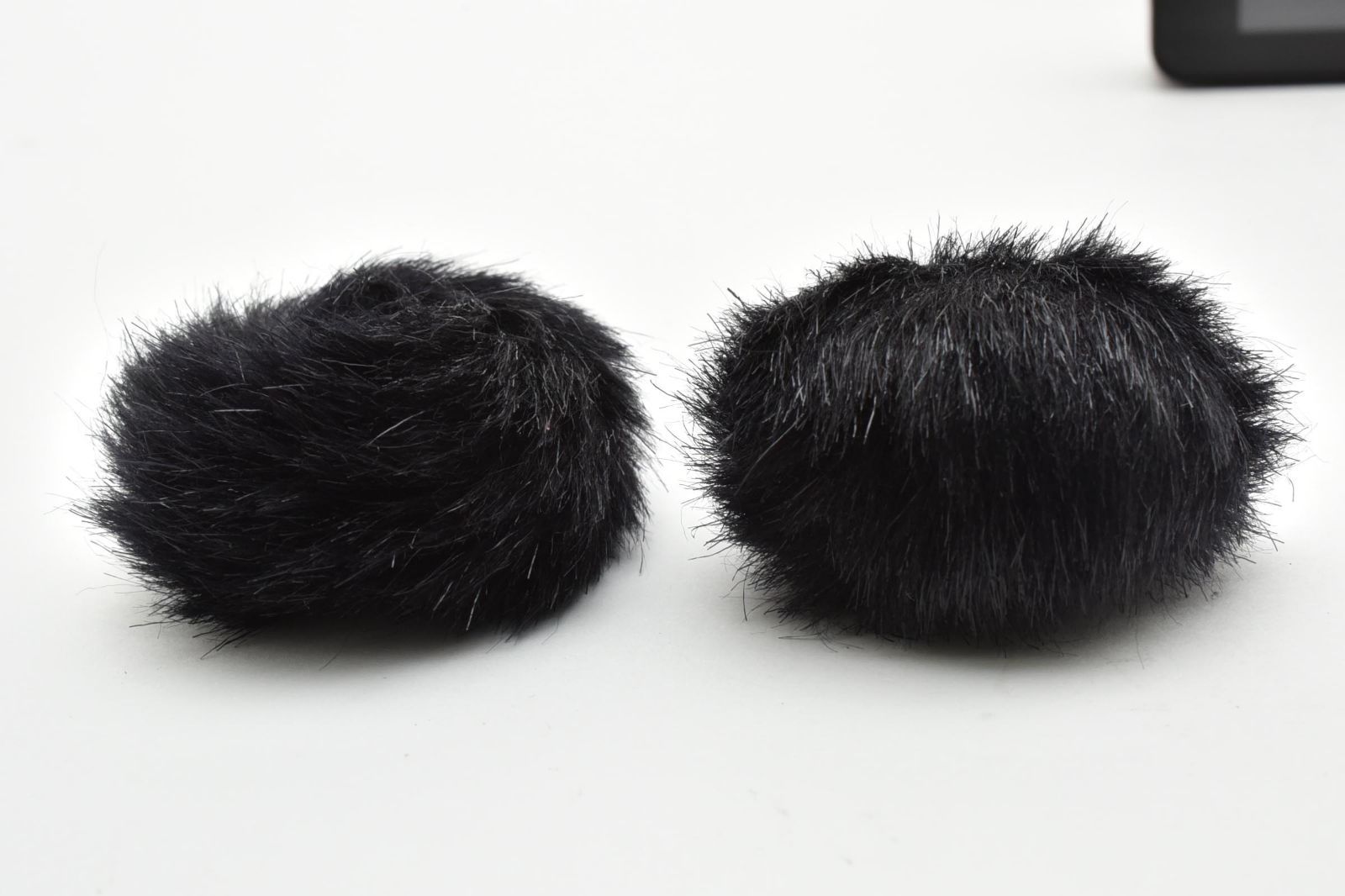 機能面では問題ないのですが ピンク色に塗装されています 実用品 その他 RODE Wireless GO II