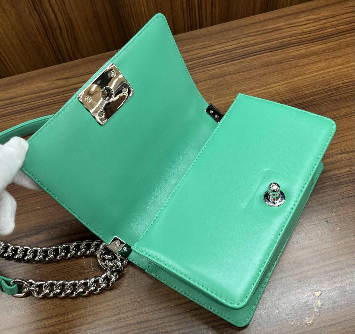 VIP◆送料込み【CHANEL】カードホルダー ライトグリーン 083463_1_wm.jpg