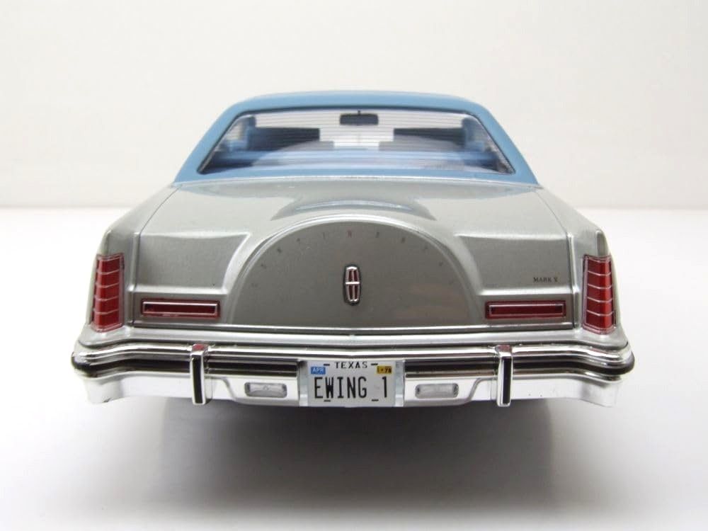 1/18 リンカーン コンチネンタル マークV シルバー LINCOLN 1/18 リンカーン コンチネンタル マークV シルバー LINCOLN