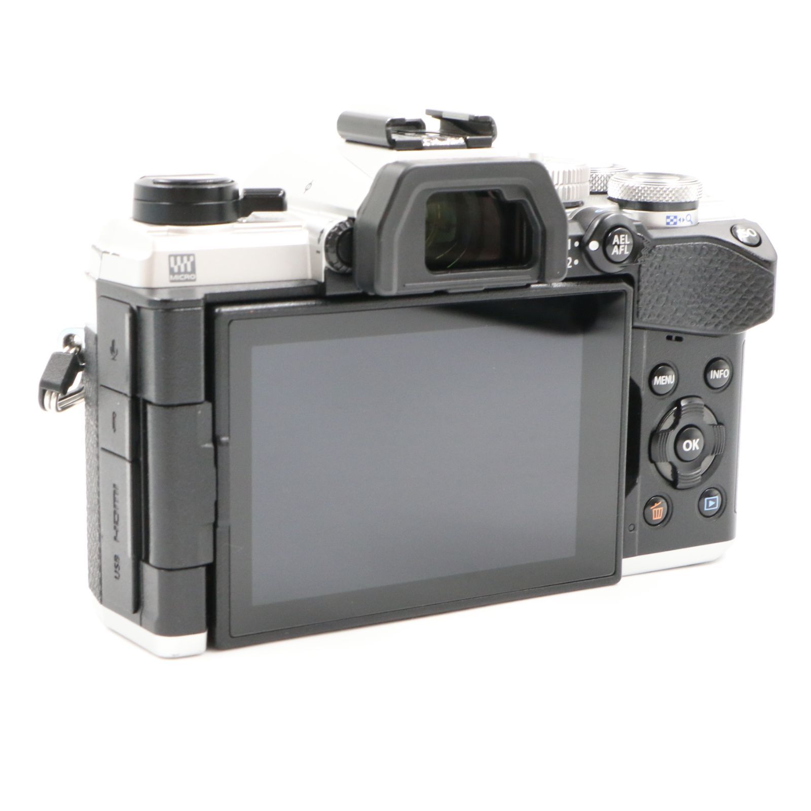 【極上品】OLYMPUS オリンパス OM-5 Silver