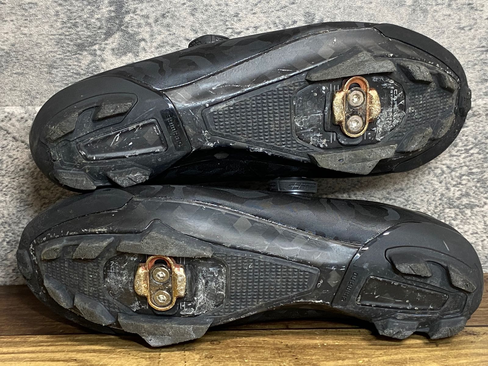 ビンディングシューズ