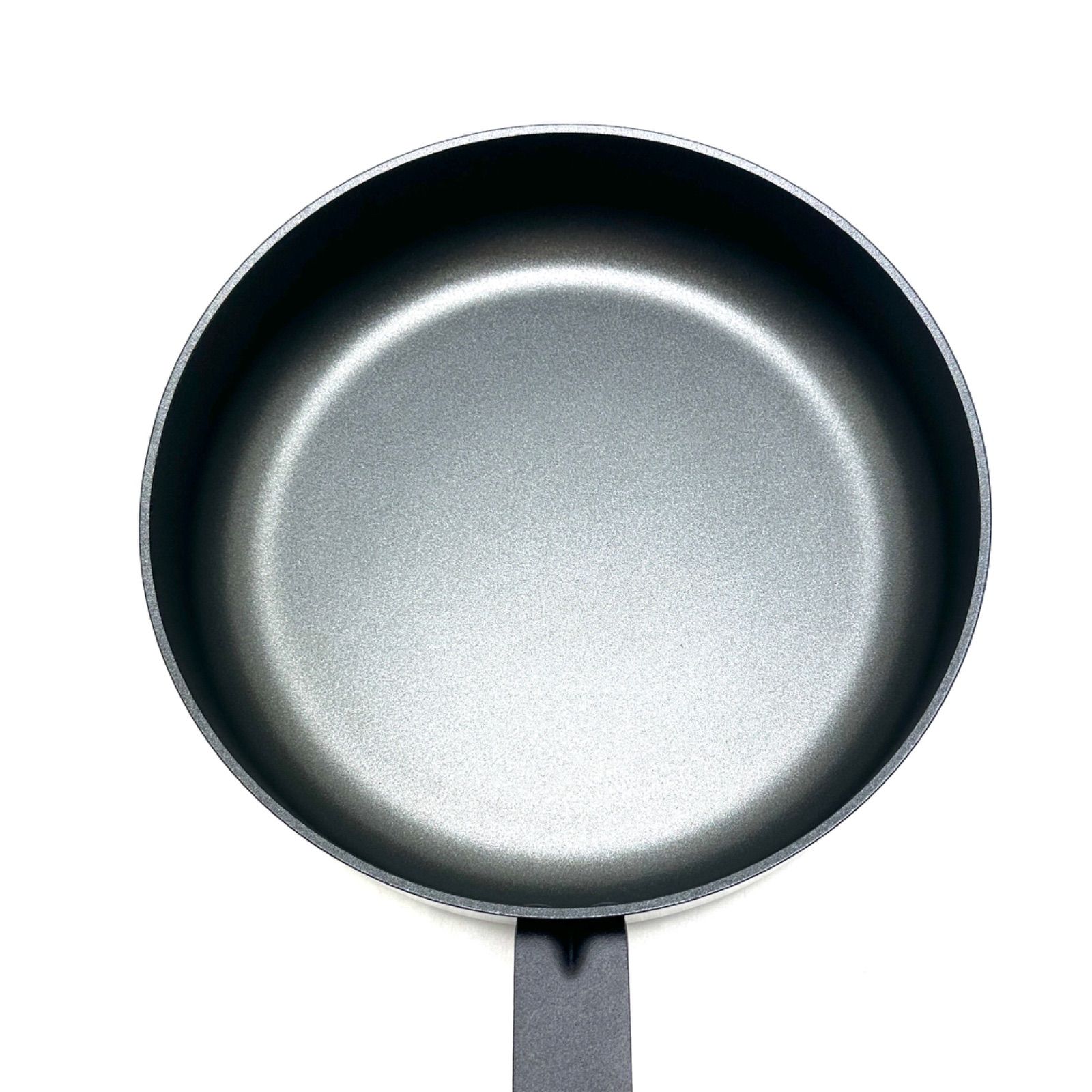 楠本質店 元住吉 knIndustrie ケーエヌ インダストリー casserole キャセロール THE BLACK 24cm IH対応 フライパン 鍋 WWW_OLIVIERBERNSTEIN_COM