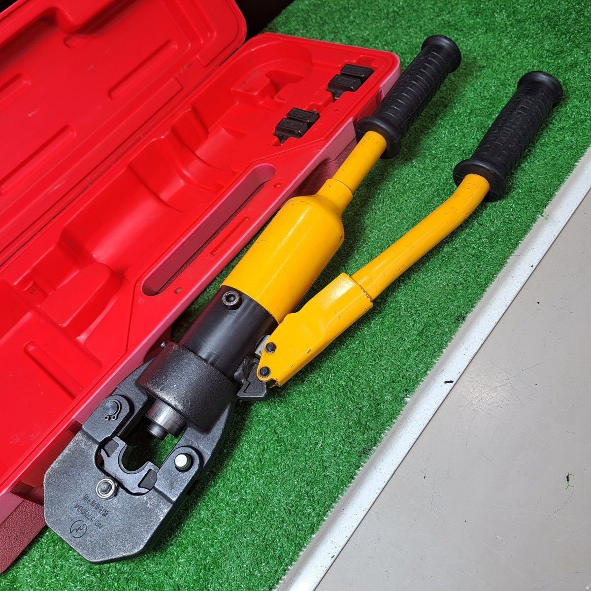 LOBSTER ロブスター 手動油圧式圧着工具 AKH-60（LOBSTER ロブスター 