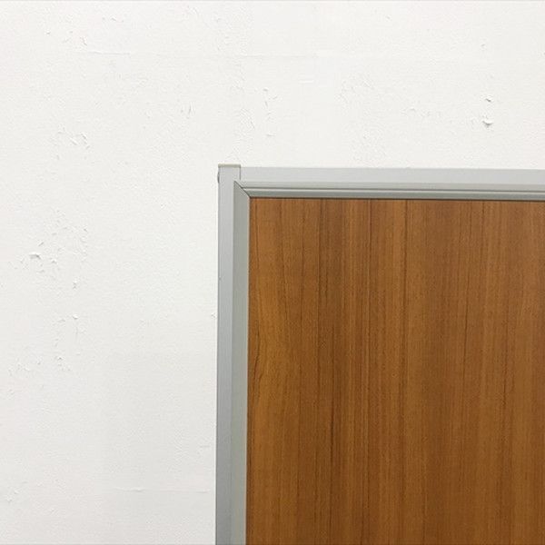 ブラウン
