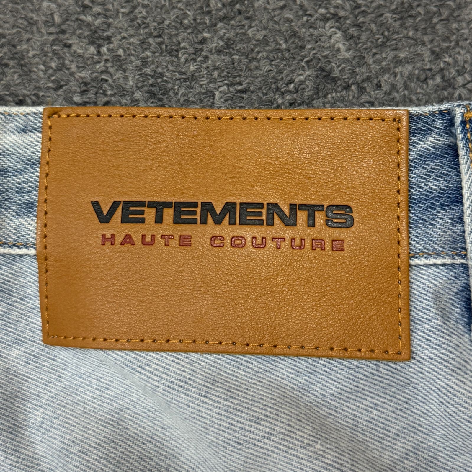 VETEMENTS ワイドレッグダメージデニムパンツ ジーンズ ワイドパンツ