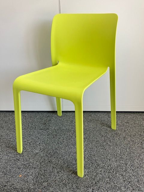A MAGIS マジス チェアファースト Chair First ステファノ ジョバンノーニ イエロー 屋外使用可 ダイニングチェア 海外製 シンプルモダン デザイナーズ家具 イタリア製