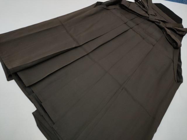 平和屋着物男性　行灯袴　色無地　赤墨色　正絹　逸品　CAAM3207hy