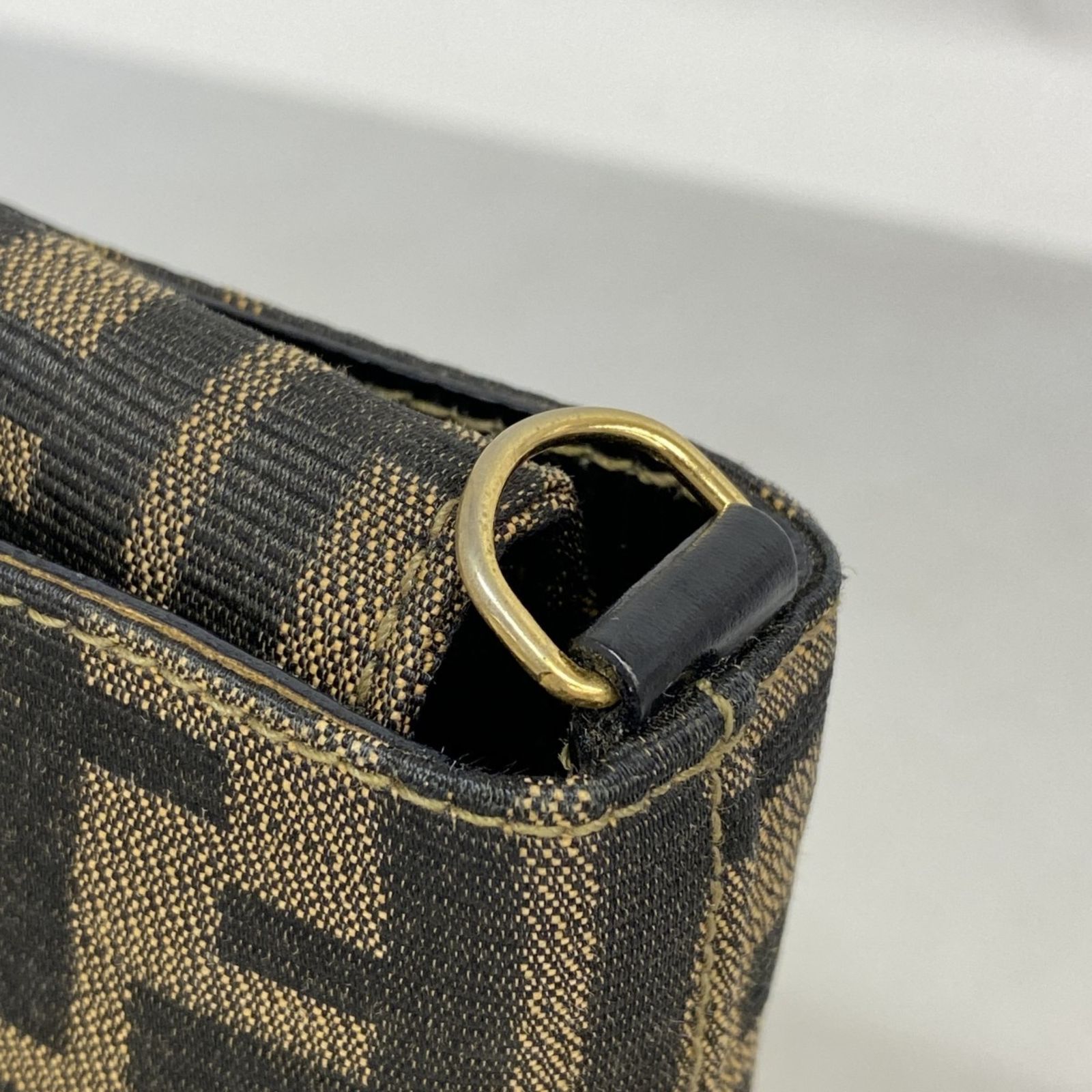 ブラウン レディース