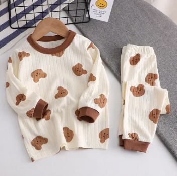 子供のための長袖パジャマセット，素敵なデザイン