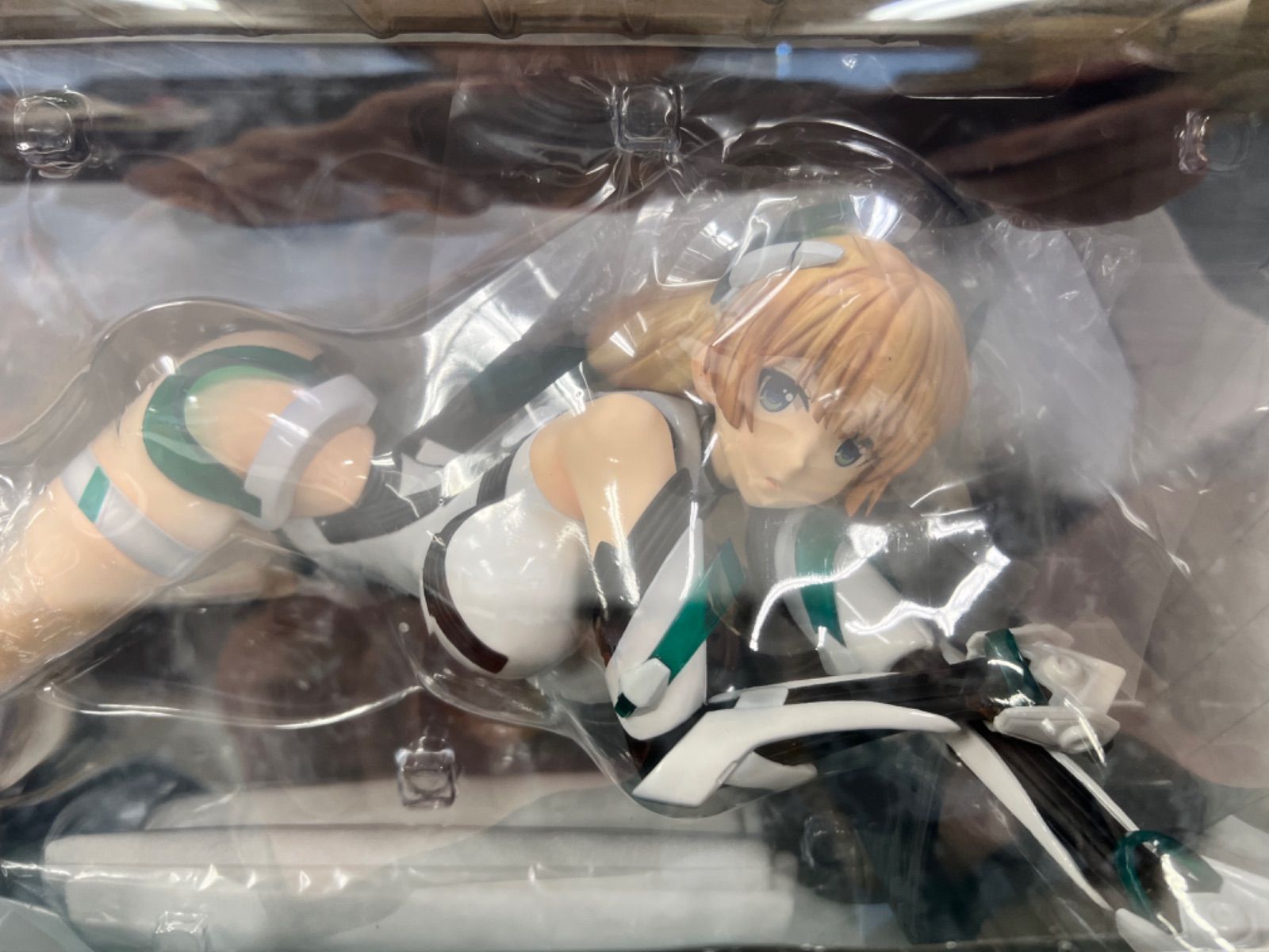 アンジェラ バルザック フィギュア楽園追放 1/4スケール フリーイング Amazon | 楽園追放 -Expelled from Paradise- アンジェラ