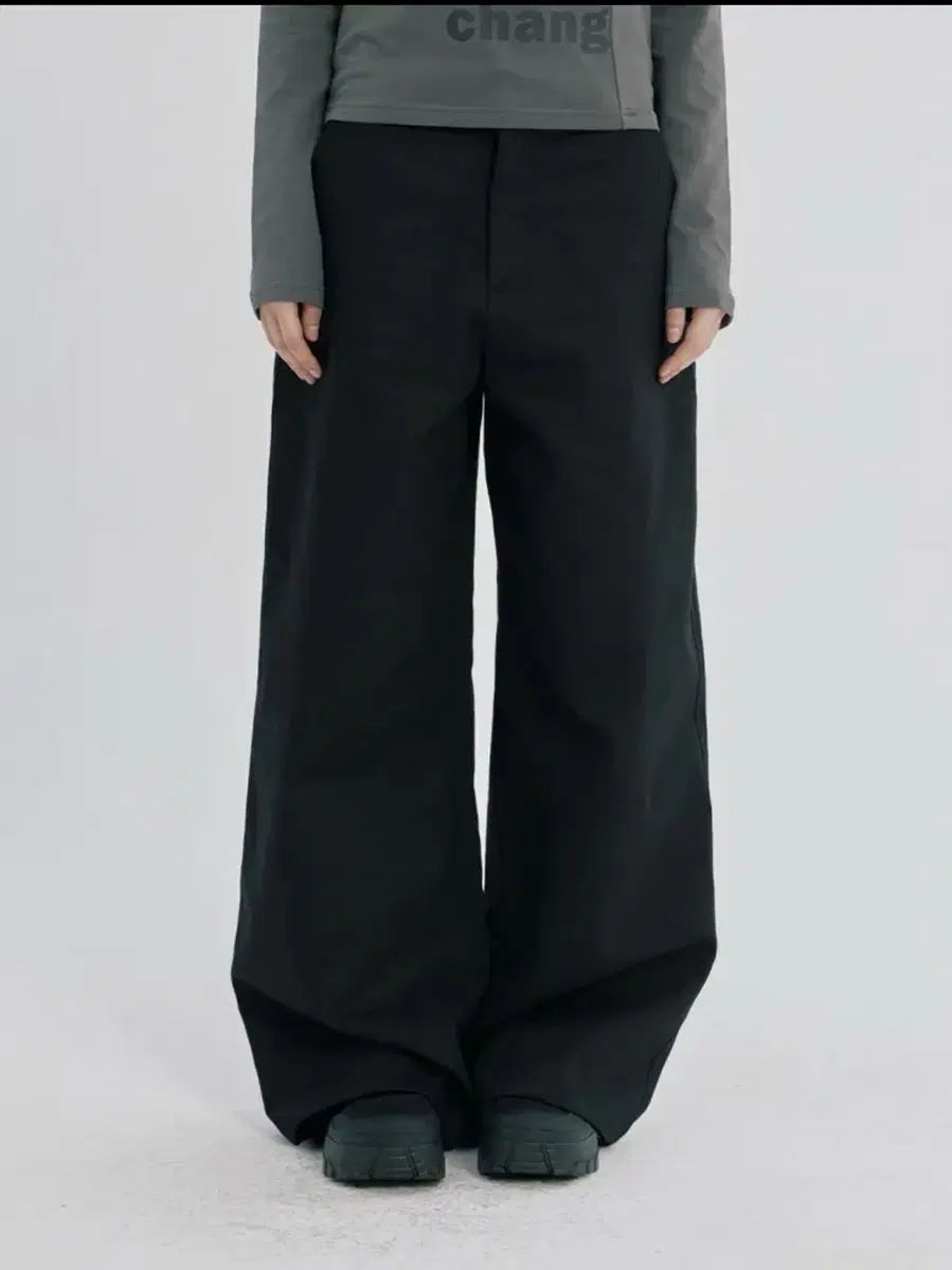 チノパンツ