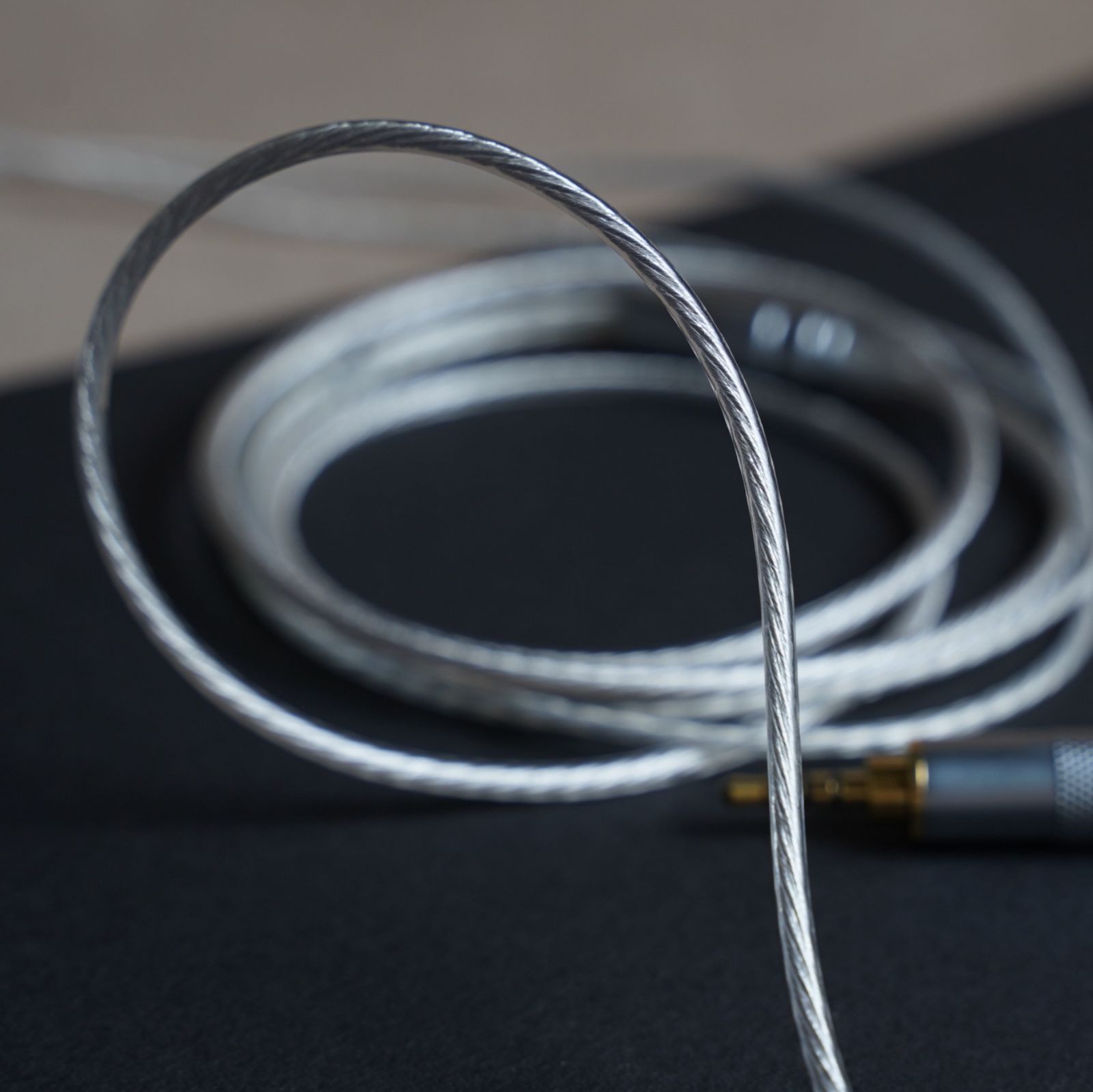 ついに7N 超冷凍製単結晶銅銀メッキ！最高スペックリケーブル2.5mm/2pin ついに7N 超冷凍製単結晶銅銀メッキ！最高スペックリケーブル2.5mm