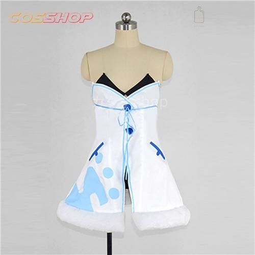 ウィッグと靴追加