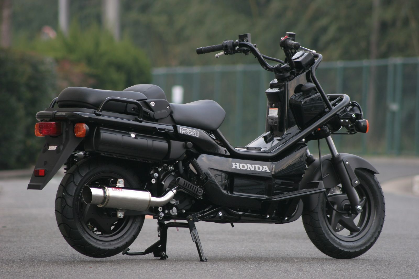 HONDA(ps250)マフラーとシートカスタム - ホンダ