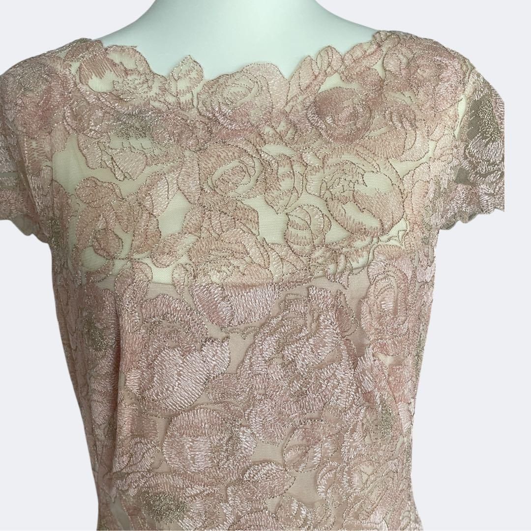 新品◇TADASHI SHOJI タダシショージ 上品ゴールドピンクベージュお花